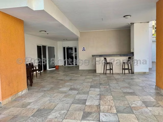Alquiler Apartamento amoblado en Atlantis El Cangrejo IH27-2116