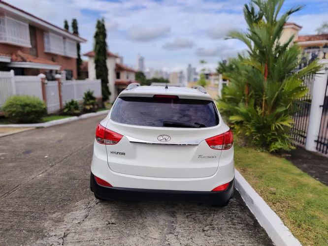 HYUNDAI TUCSON IX 2011 MANUAL NEGOCIABLE - Imagen 15