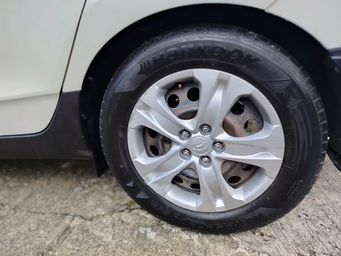 HYUNDAI TUCSON IX 2011 MANUAL NEGOCIABLE - Imagen 10