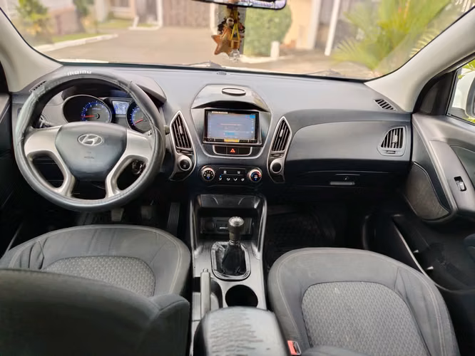 HYUNDAI TUCSON IX 2011 MANUAL NEGOCIABLE - Imagen 17