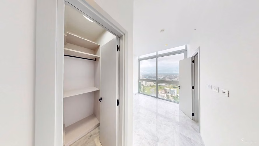 Alquila el Privilegio de Vivir en Santa María | Exclusivo Apartamento de 4 Habitaciones en PH IVY - Imagen 11
