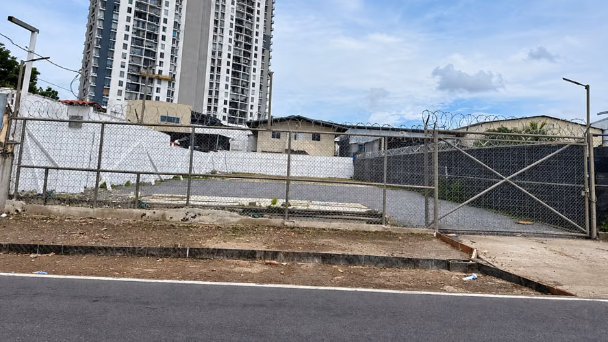 Commercial Land for Rent – Parque Lefevre