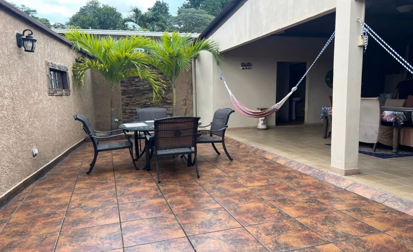 Casa en Venta en Brisas del Golf, Panamá | 3 Recámaras + Sala Familiar