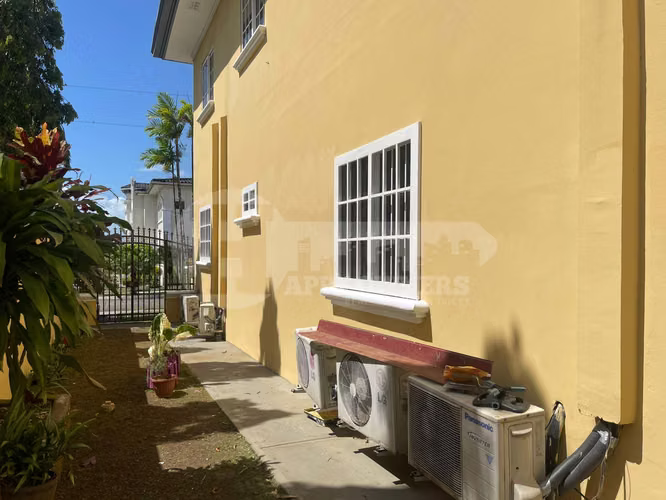 Venta de casa en Rainforest Villas, Clayton. MY