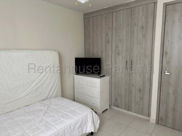 Alquiler Apartamento amoblado en Torres de Versalles IH27-2146 - Imagen 13