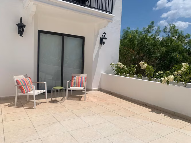 ALQUILER O VENTA- HERMOSO APARTAMENTO EN PLANTA BAJA – ISLAMAR, VISTAMAR