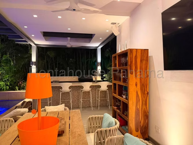ALQUILO Casa de Lujo con Piscina  en Fairway Santa Maria 733m2 - Imagen 6