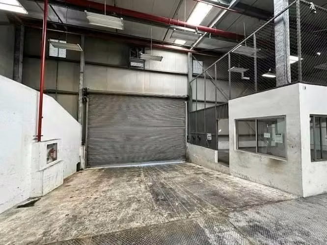 Alquiler de Ofibodega cerca de Costa del Este - Imagen 3