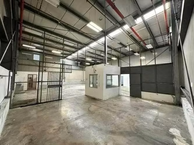 Alquiler de Ofibodega cerca de Costa del Este - Imagen 2