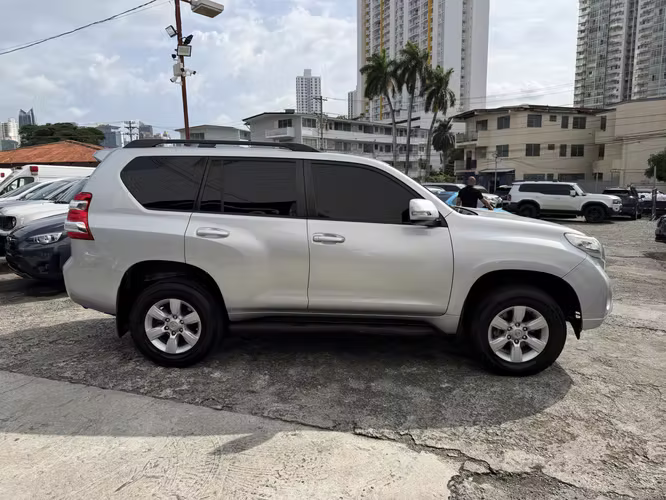 Toyota Land Cruiser Prado 2014 - Imagen 4
