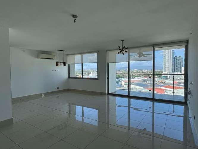 Se vende apartamento Costa del Este / PH. Bali, 169 m2, 3 rec, 3.5 baños, balcón, cbe. - Imagen 2