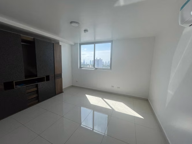En Alquiler - PH Midpark  Amoblado - Imagen 9