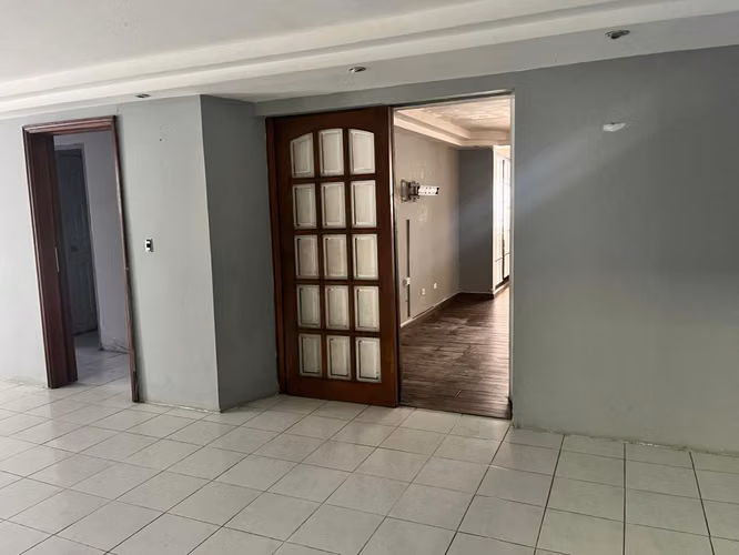 Banco vende apto. en PH DECOPLAZA – OBARRIO (d) - Imagen 2