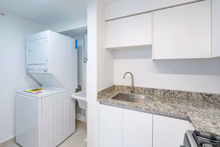 . ! Apartamento en Panamá Viejo | amoblado | 2 Rec | Muebles Nuevos y balcon - Imagen 8