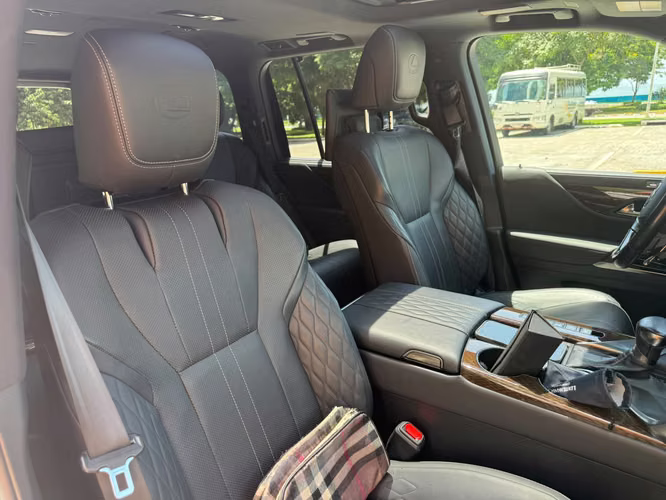 2023 LEXUS LX600 ULTRA LUXURY - Imagen 8