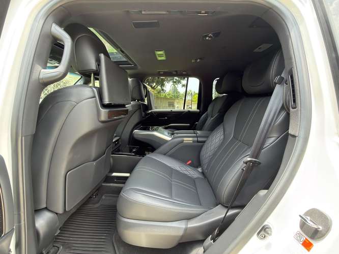 2023 LEXUS LX600 VIP ULTRA LUXURY