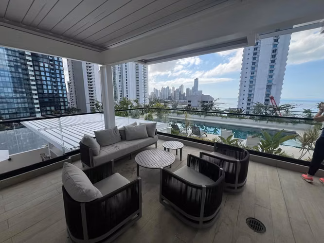 SE VENDE APARTAMENTO EN BEELLA VISTA | PH ARMONIA