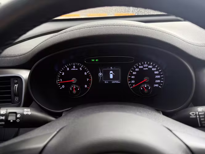 Vendo KIA Sorento 2017 - Imagen 7