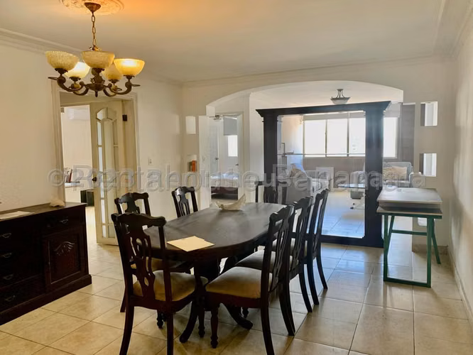 Apartment for rent in El Cangrejo MDV27-2116