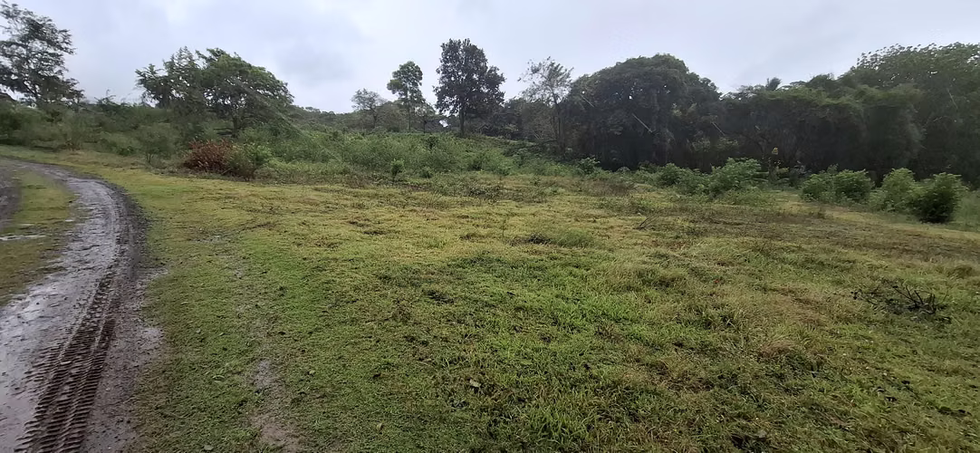 VENTA TERRENO EN CAPIRA, LIDICE