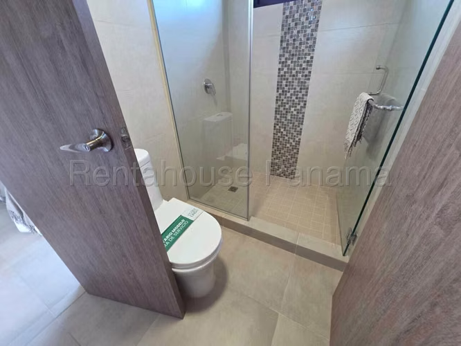 Se Vende Casa en Costa Sur MDV27-2169