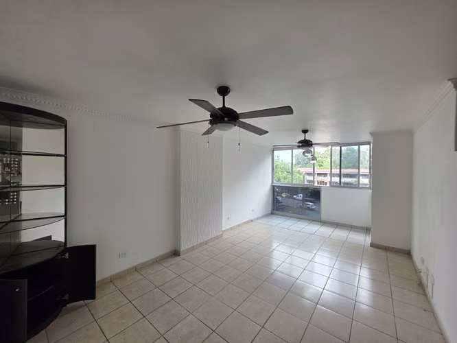 Se Vende apartamento en 11 de Octubre - Imagen 4