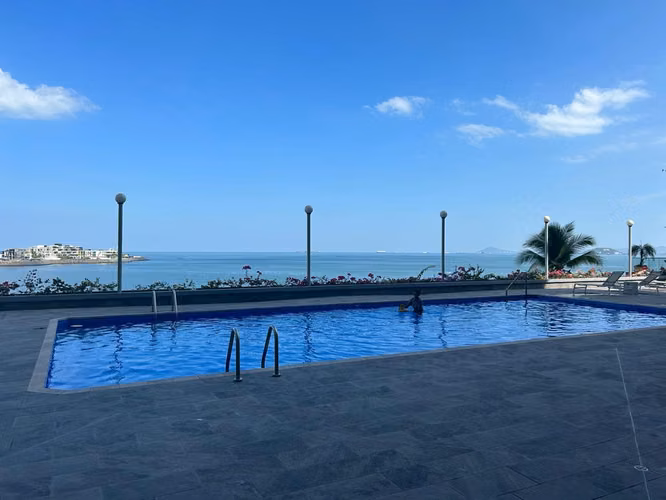 Se vende apartamento en Paitilla / frente de mar / 290 m2, 3 rec, 3.5 baños , den, balcón - Imagen 9