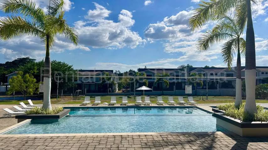 Casa de esquina en Aventura Brisas del Golf - Paseo del Norte 27YCG789