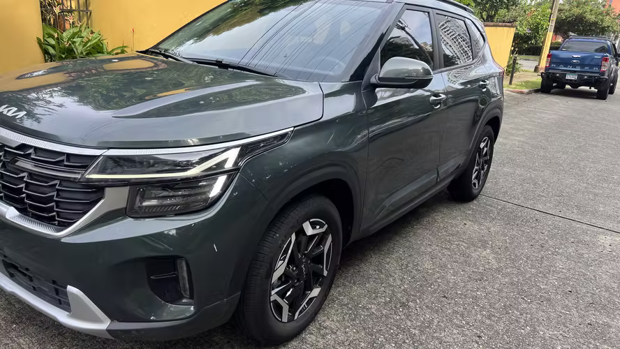 Vendo Kia Seltos año 2025 full extra - Imagen 7