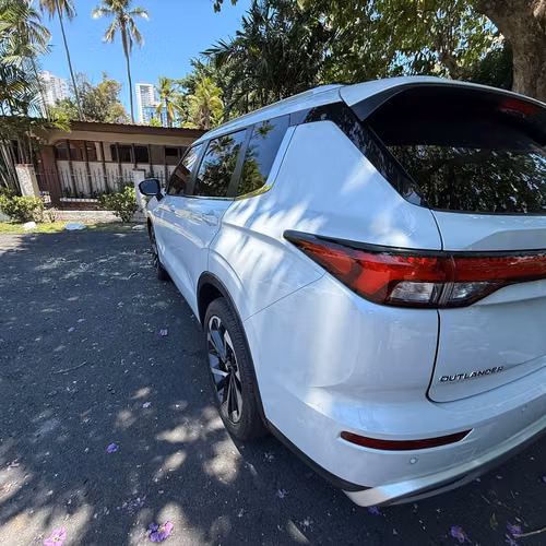 Vendo Mitsubishi outlander AWD 7 puesto - Imagen 15
