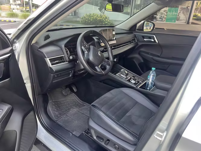 Vendo Mitsubishi outlander AWD 7 puesto