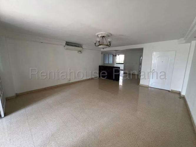 Amplio Apartamento en Venta en el Cangrejo 27PPM2161