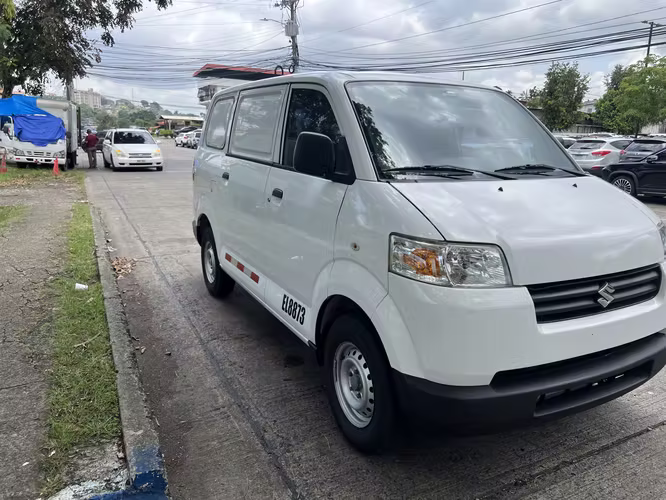 Vendo panel Suzuki Apv año 2024 - Imagen 5