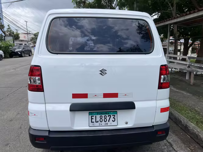 Vendo panel Suzuki Apv año 2024 - Imagen 6