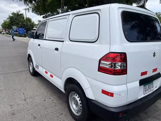 Vendo panel Suzuki Apv año 2024 - Imagen 4