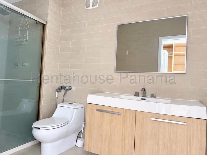 ¡Oportunidad! Apartamento Avenida Balboa - White Tower 27YCG2183