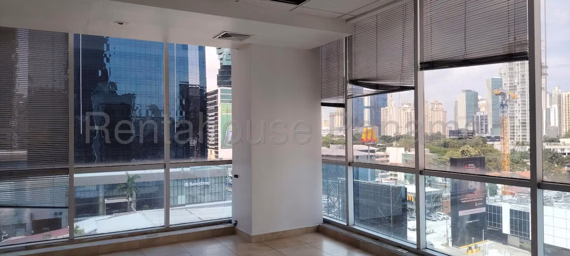 Amplia Oficina Comercial en Alquiler en Bella Vista 27PPM1225 - Imagen 9