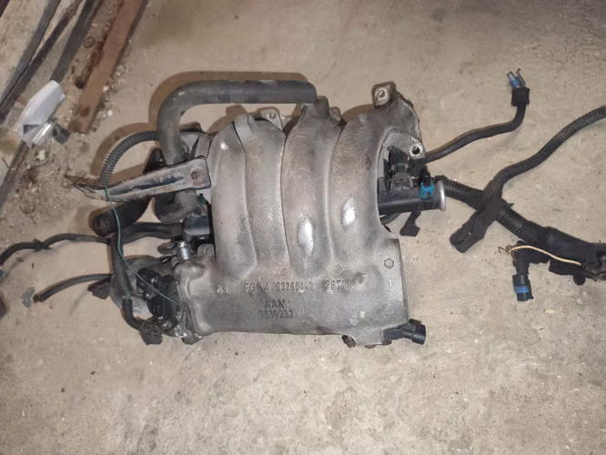 Se vende por piezas o completo Chevrolet corsa 2008 Negociable