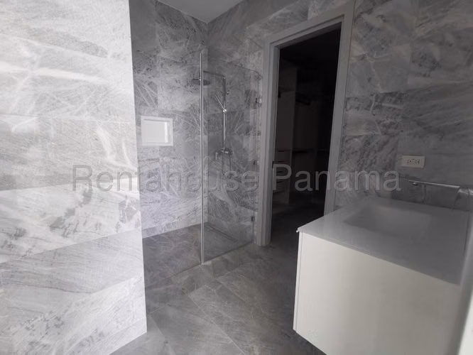 Ivy Tower, Santa María Golf & Country Club 27YCG2176