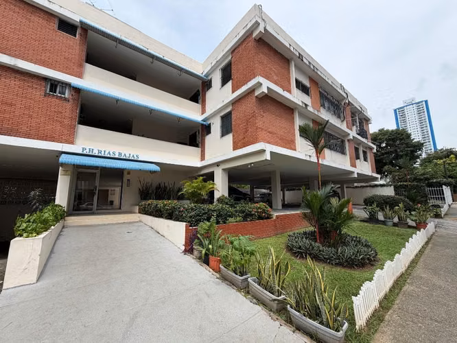 VENDO APARTAMENTO EN PH RÍAS BAJAS - SAN FRANCISCO