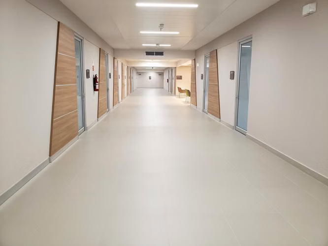 Consultorio Médico en Alquiler en Costa del Este 27EPP2108 - Imagen 5