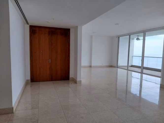 Se Vende Apartamento Piso Alto PH Aqua Costa del Este, Panamá