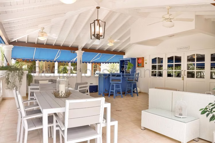 Venta de Casa Familiar en Playa Blanca 27*2105Mfk