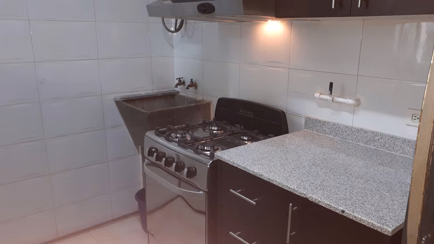 Servicios incluidos, amplio céntrico cómodo - Imagen 11