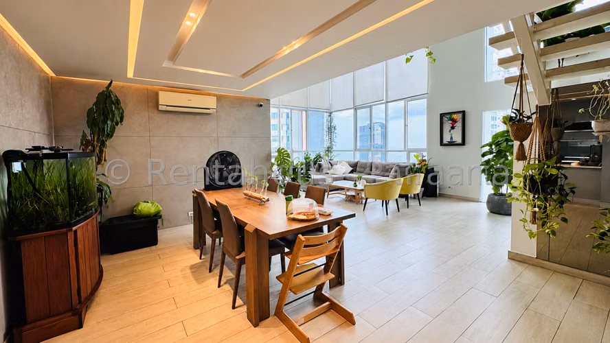 Apartamento en venta en Bellavista - 2 niveles LR
