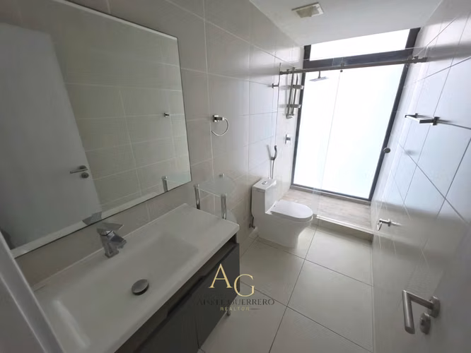 APARTAMENTO EN ALQUILER – LÍNEA BLANCA – COCO DEL MAR - Imagen 8