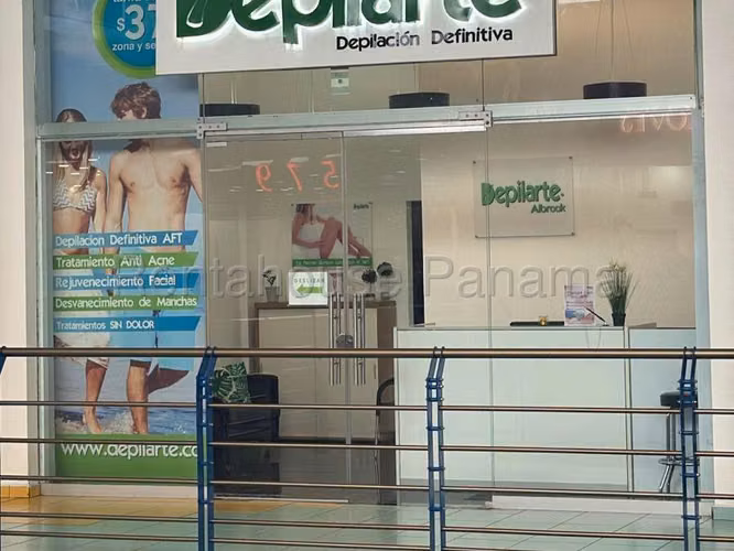 Commercial space for rent in Albrook. 27-2086.