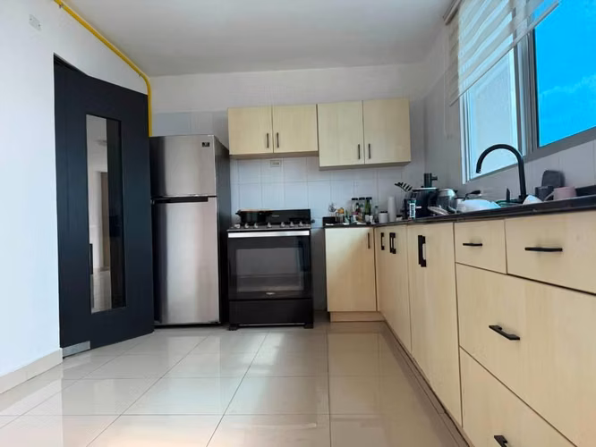 Venta de apartamento/ Vista al mar /Excelente ubicación