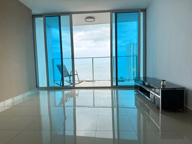 Venta de apartamento/ Vista al mar /Excelente ubicación