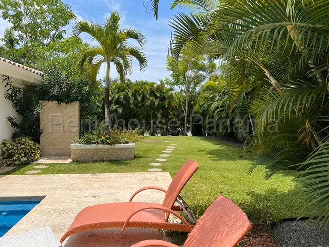 Venta de Casa con Línea blanca en Cocle Bijao Beach Club EC - Imagen 9